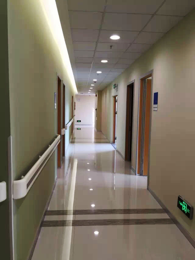 铝芯防撞医疗门
